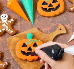 halloween cookie decorating